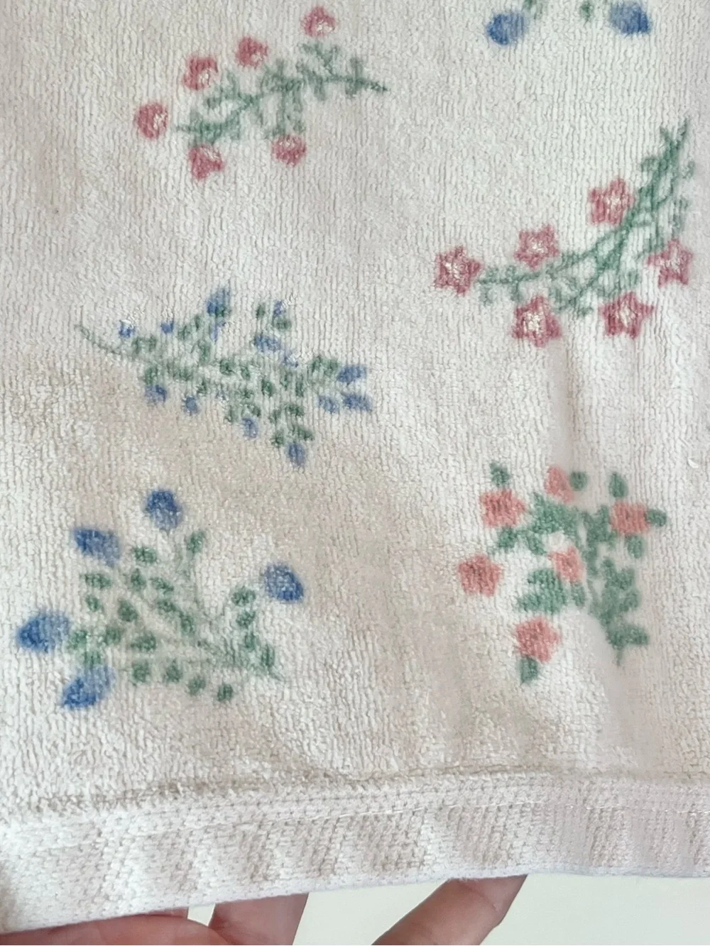 Vintage JCPenney 100% Cotton Hand Towel Blue Green Ditsy Floral 24x15